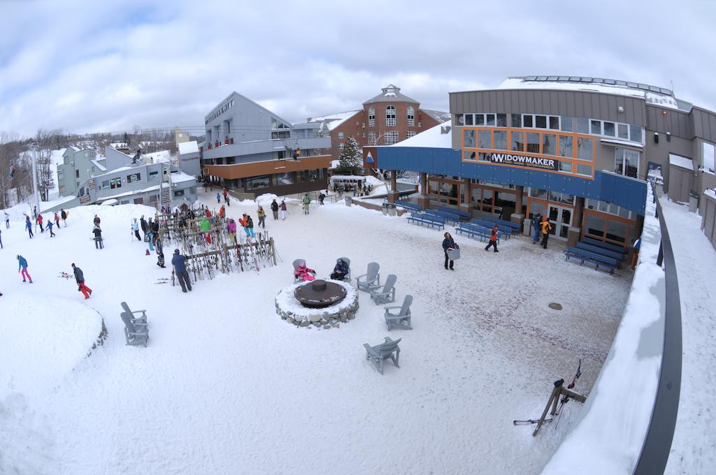 Sugarloaf Mountain Hotel Carrabassett Valley Exterior photo